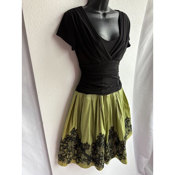 SL Fashions Draped Flare Satin Charmuese Dress Party Formal Black Green Size 6 - Picture 3 of 12
